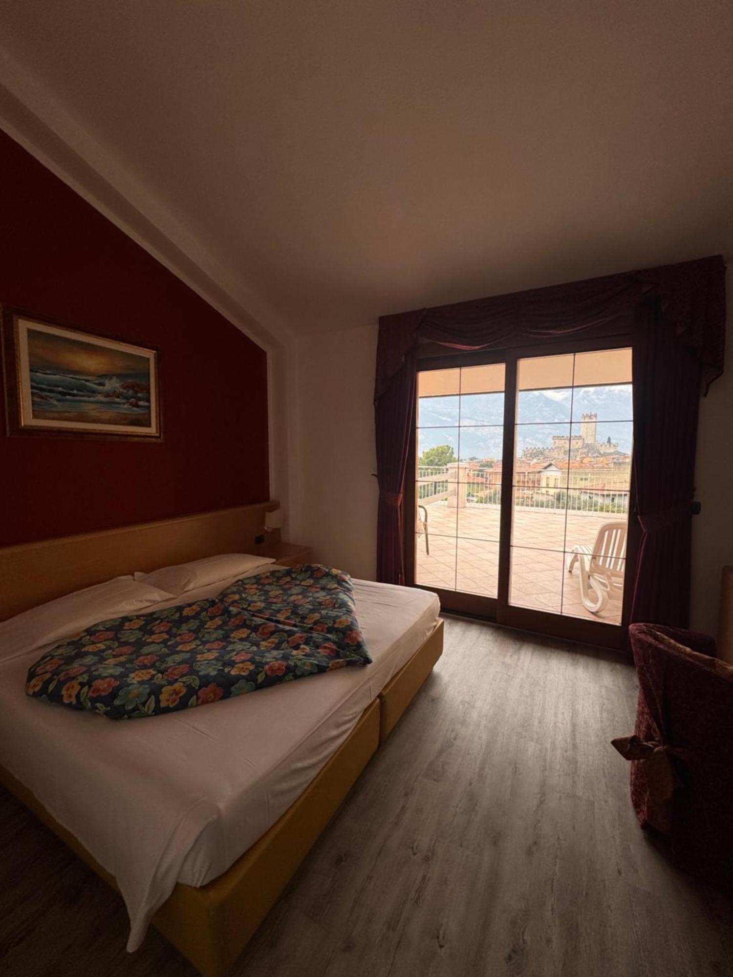 Hotel Alpi Malcesine Eksteriør bilde